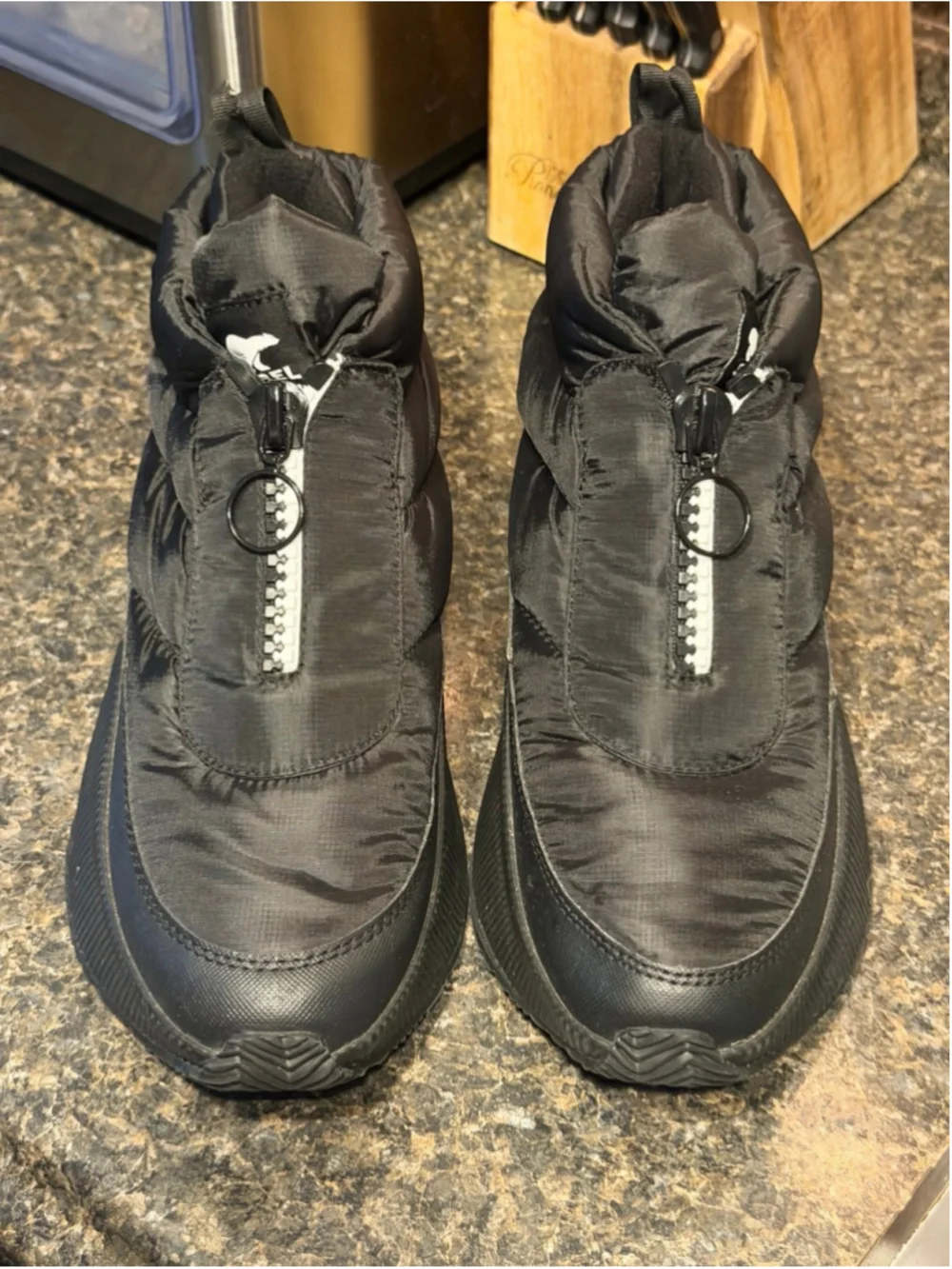Sorel Out 'N About III Puffy Zip Boot Waterproof Sneakers